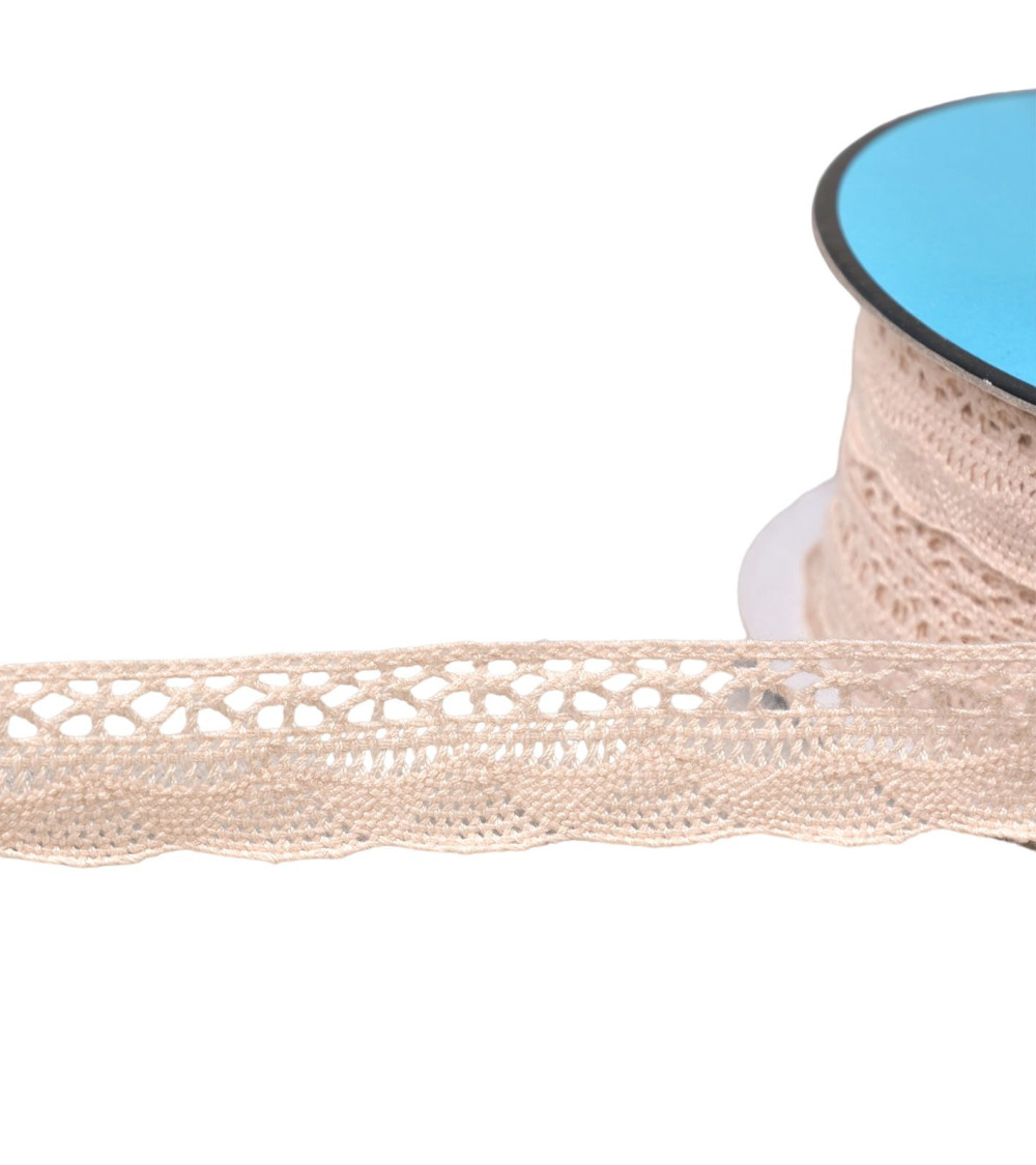 25m spool of fan lace 19mm ecru