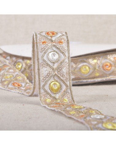 Embroidered Indian braid 30mm white