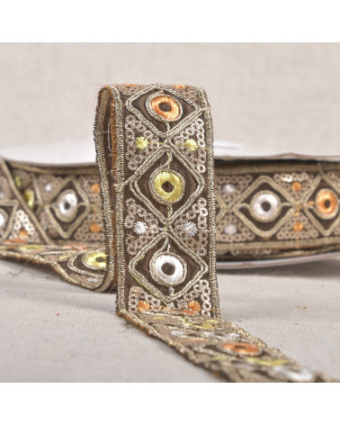 15m reel of 30mm chocolate brown embroidered Indian braid