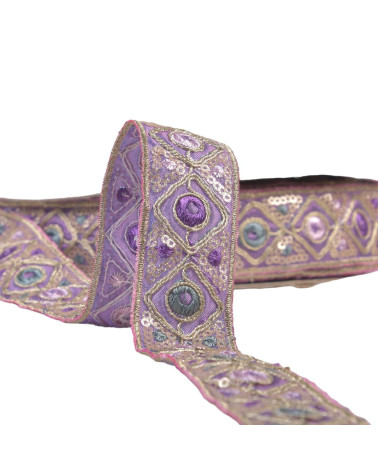15m spool of embroidered Indian braid 30mm purple