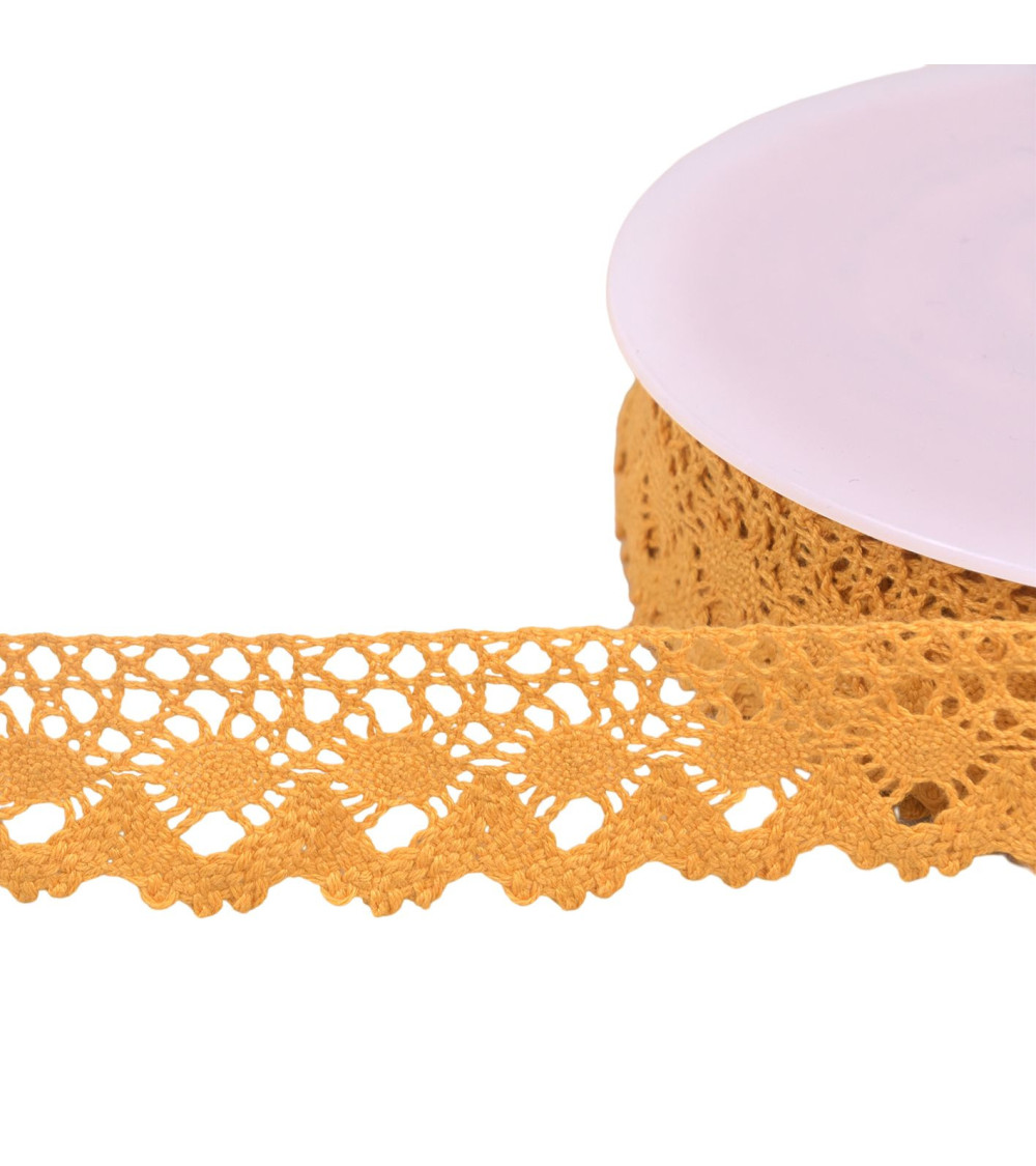 Crown cotton lace 30mm mustard per meter