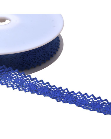 Bobina di pizzo di cotone da 20 m tra due "tartaruga" da 23 mm blu reale