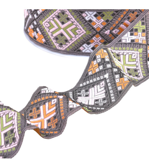 20m spool of gray/pink diamond jacquard braid