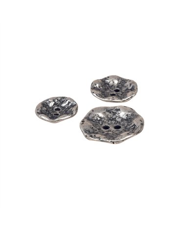 Lot de 3 boutons métal martelé argent vieilli