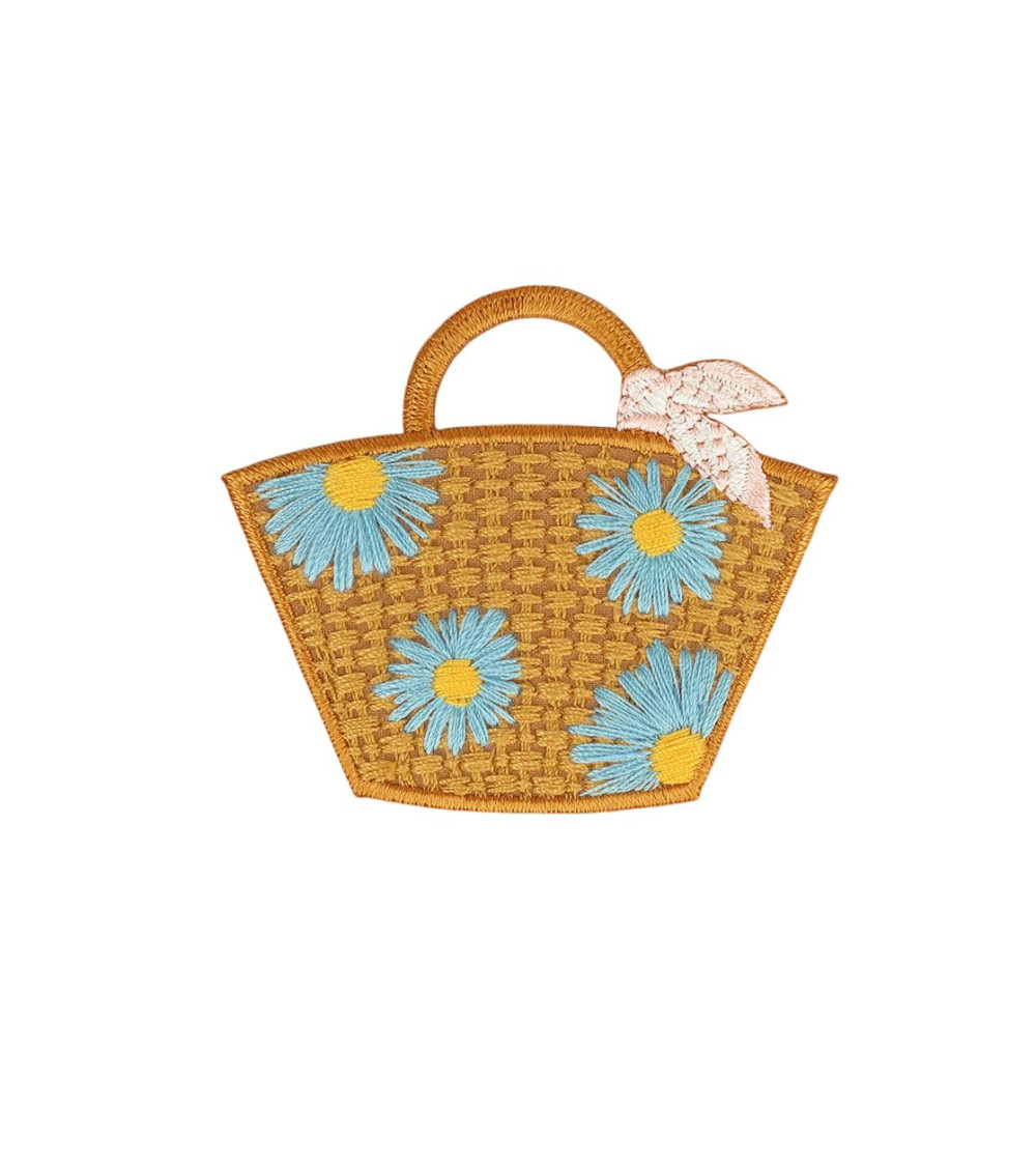 Set of 3 beige wicker style iron-on patches 5.8cm x 4.9cm