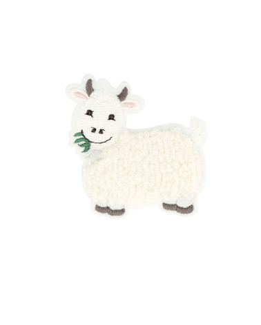 Set of 3 iron-on farm fluffy goat patches 5.5cm x 5.4cm