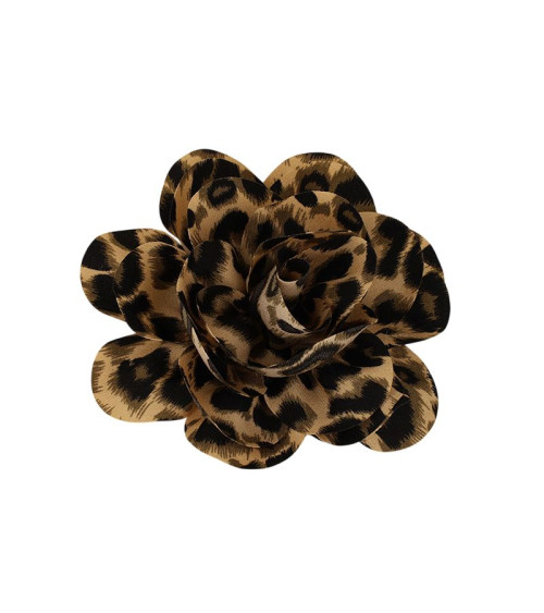 Broche de flores con estampado de pantera marrón habana