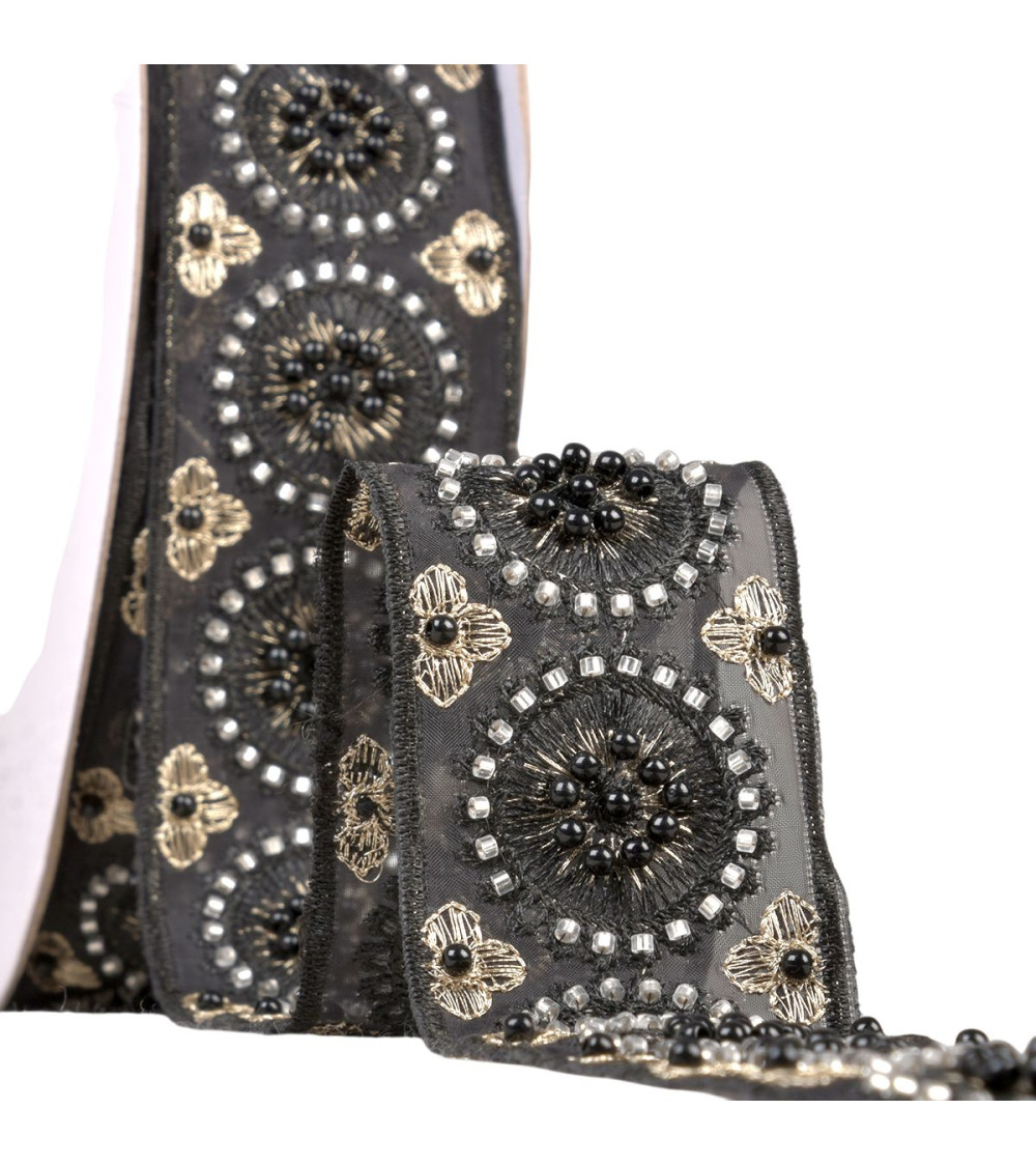 Bobina da 10 m di treccia ricamata con perline e paillettes da 50 mm nera