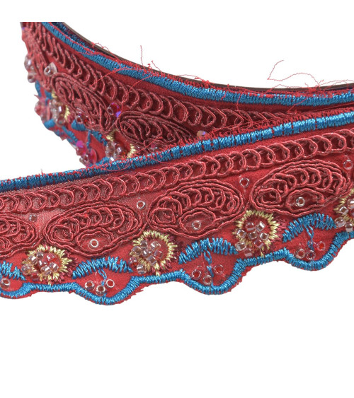 10m spool of ethnic embroidered braid 40mm red