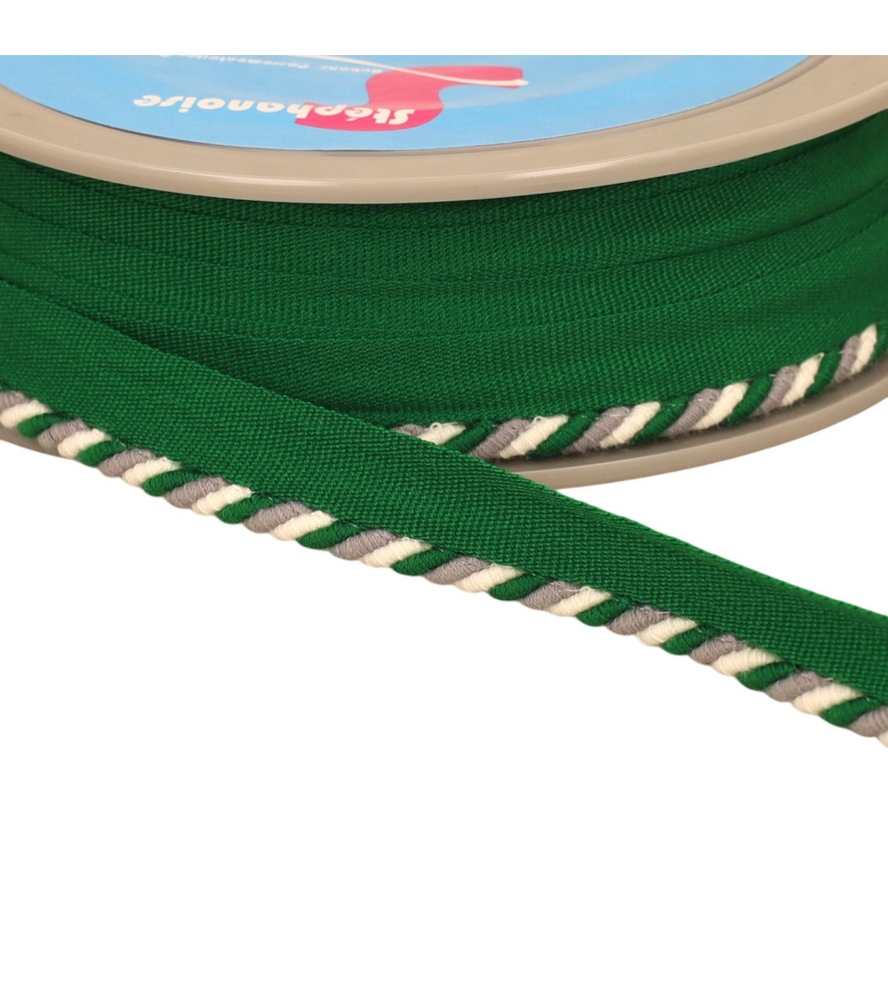 Overhang/piping cord 4mm (foot 10mm) 4mm bright green per meter