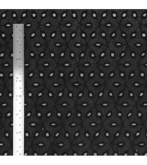 Ricamo inglese 100% cotone diamanti neri al metro