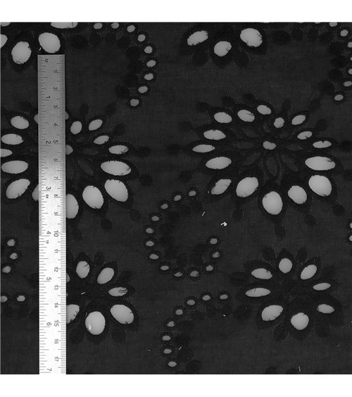 Broderie anglaise 100% coton fleurs noir au mètre