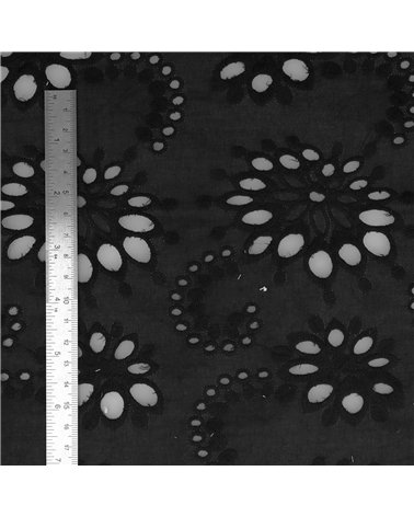 Broderie anglaise 100% coton fleurs noir au mètre