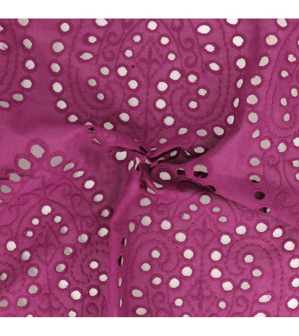 Ricamo inglese 100% cotone grandi arabeschi viola al metro