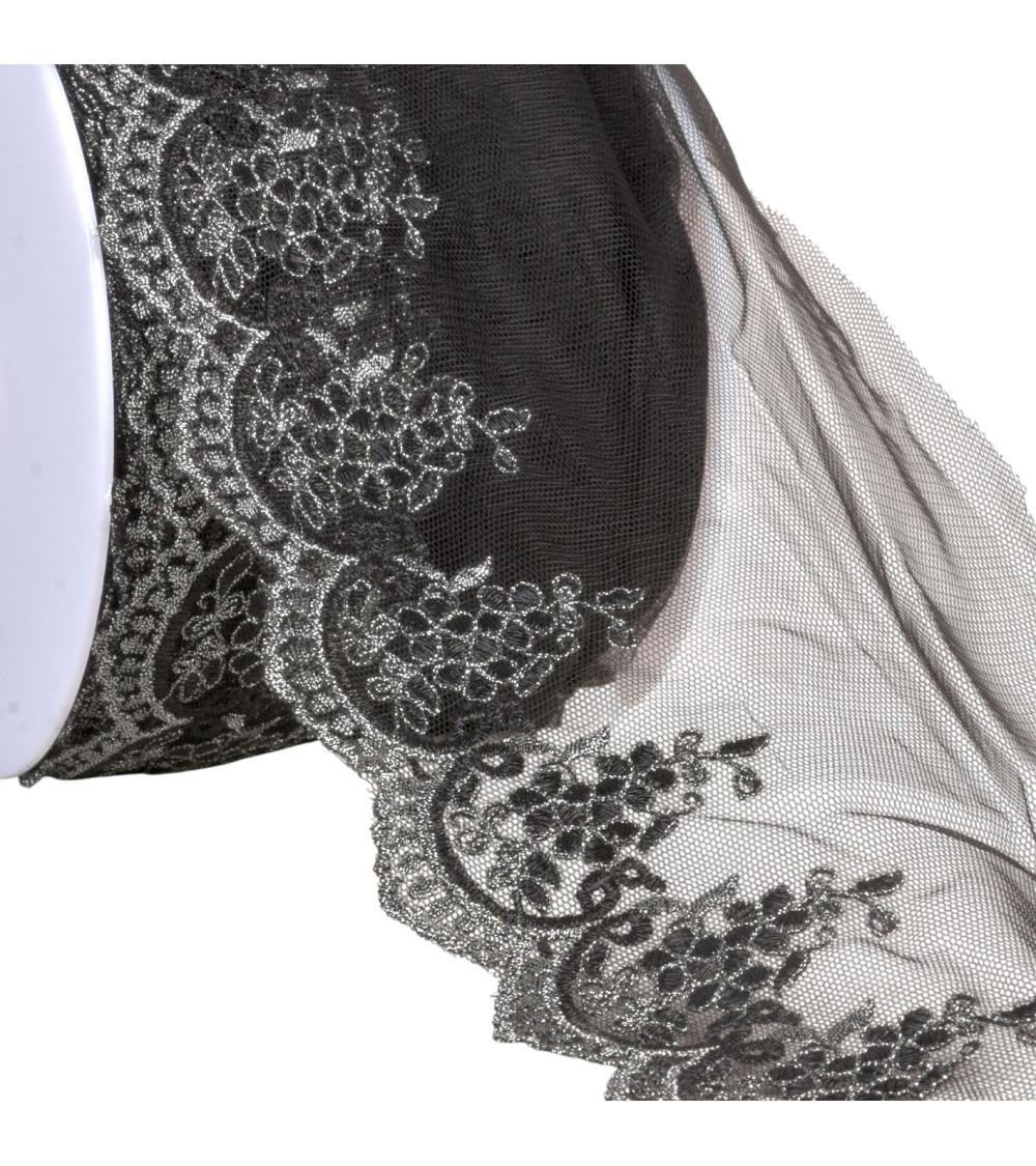 Ricamo metallico su bobina da 18,8 m su tulle nero da 120 mm