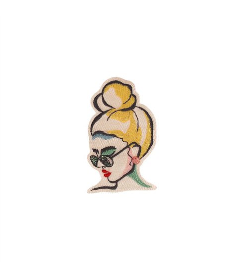 Ecusson thermocollant portrait de femmes 3,6cm x 5,6cm chignon