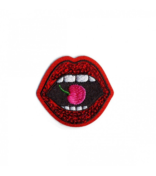 Ecusson thermocollant funny bouche et cerise 45mm x40mm