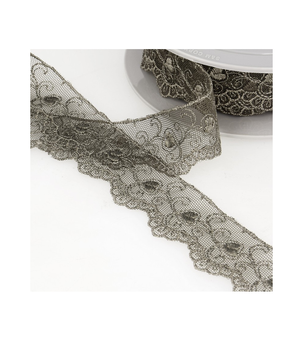 Spool of embroidery tulle hearts 14.6m dark gray 35mm