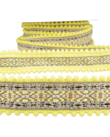 10m spool Jacquard braid with pompoms Straw yellow 37mm