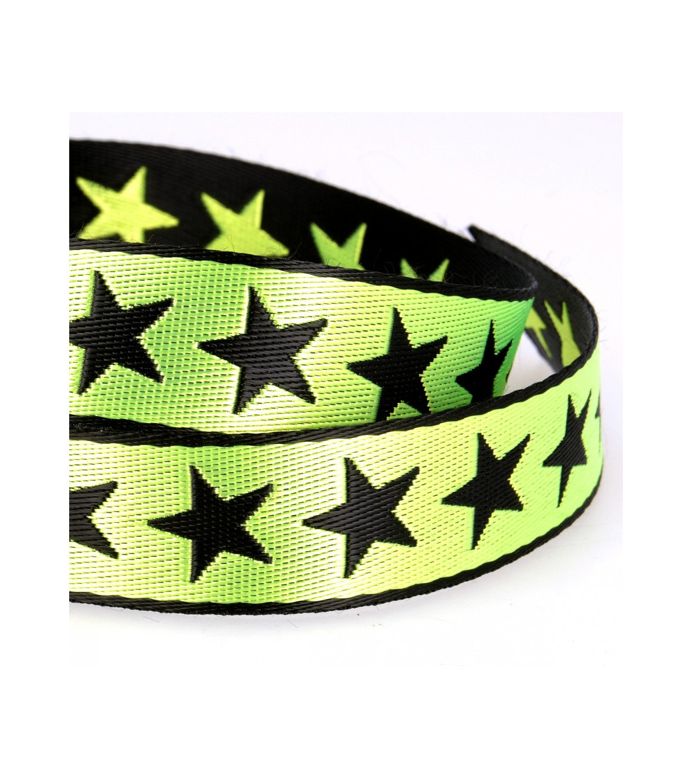 Carrete de 25m con trenza estrella de 25mm Verde anís