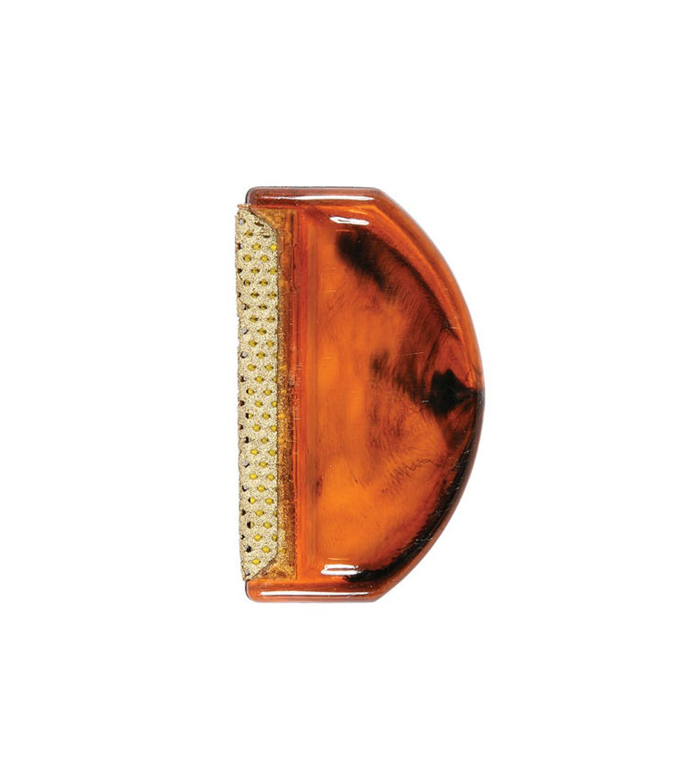 Fabric renovator brush